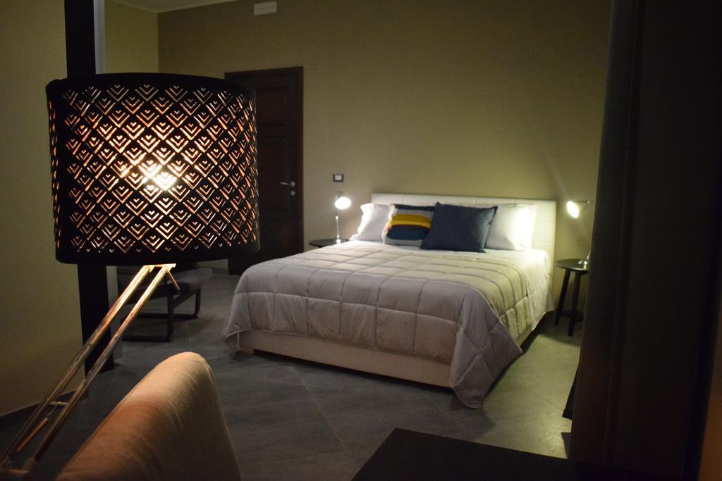 Cento Tari' Guest House カスティリオーネ・ディ・シチーリア エクステリア 写真